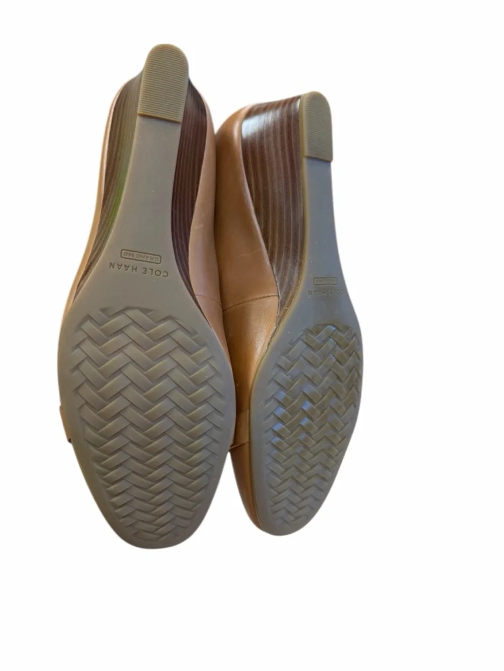 Cole Haan Cognac Leather‎ Low Wedge Pump with Bow and Gold Logo